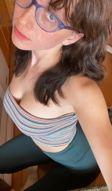 pussy spreading onlyfans beautiful xxx archive