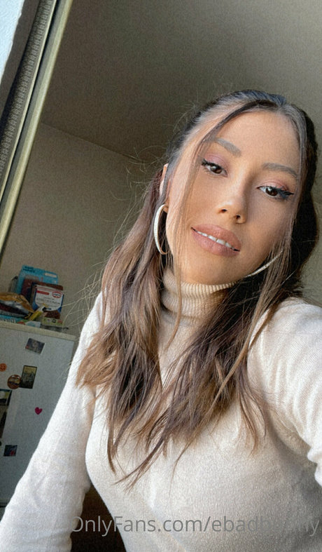 ebadbunny model erotic photo