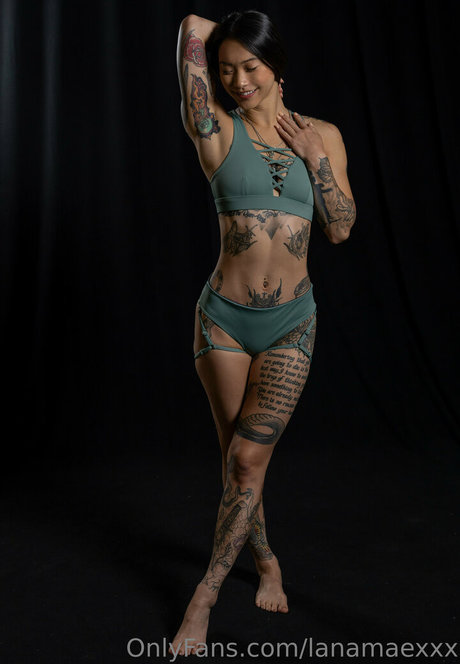 Lana Mae model adult pic