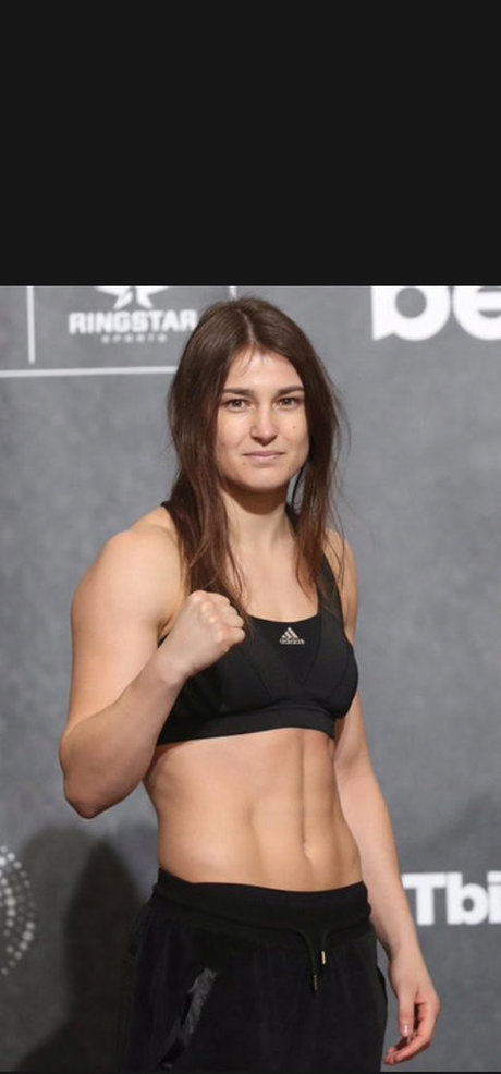 Female Boxers star top archive