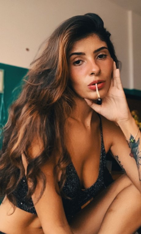 Dhevil model nudes photo