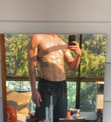 The Nature Boi naked pornstar images