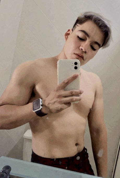 Delton Welch star top archive