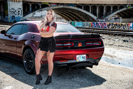 QueenSeductive pretty pornstar photo