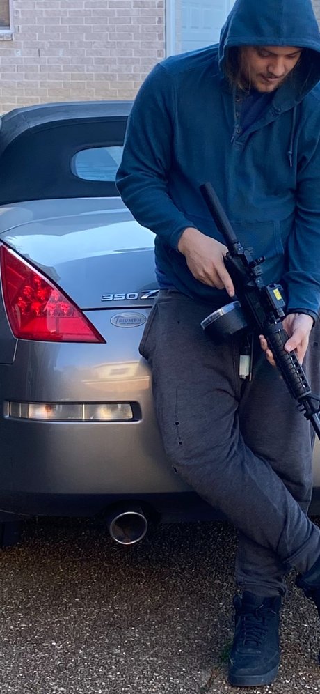 JustLogan model pornographic pic