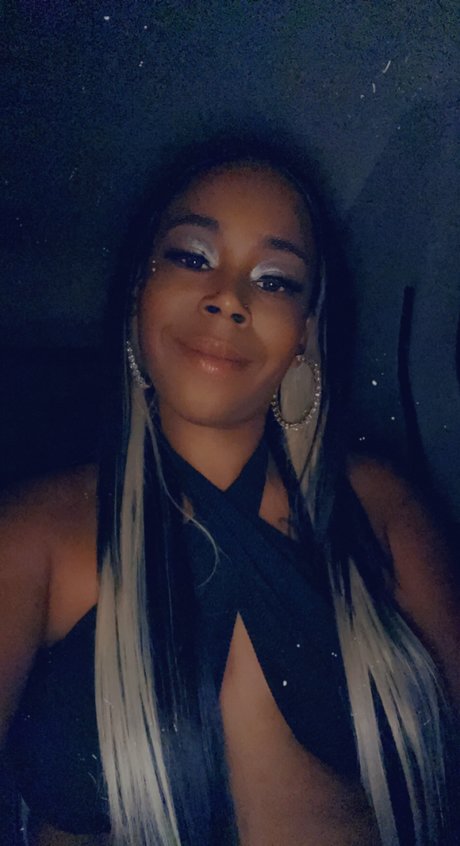 Ms Beautiful33 exclusive pornstar photo