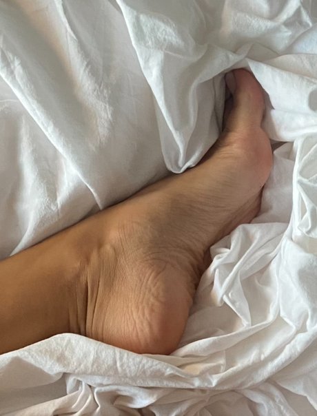 Birthmark Feet hd pornstar pictures