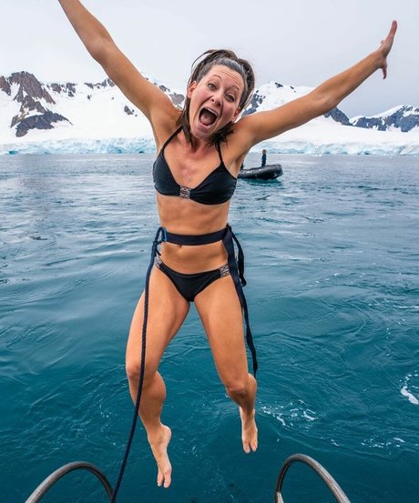 Kara Buchanan nude star photo