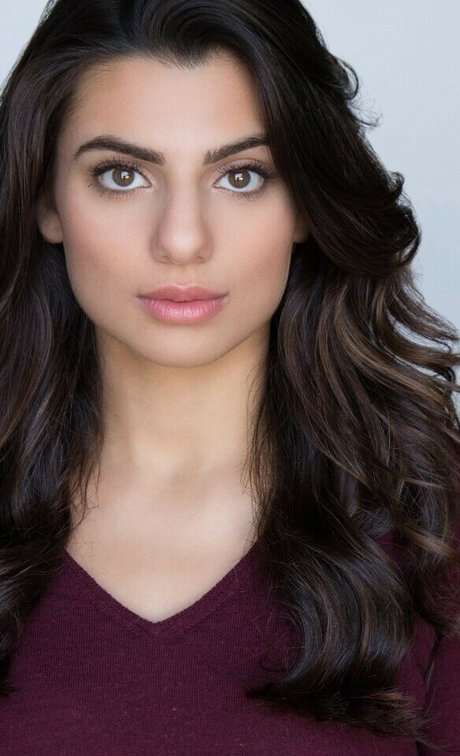 Claudia Doumit xxx model photo