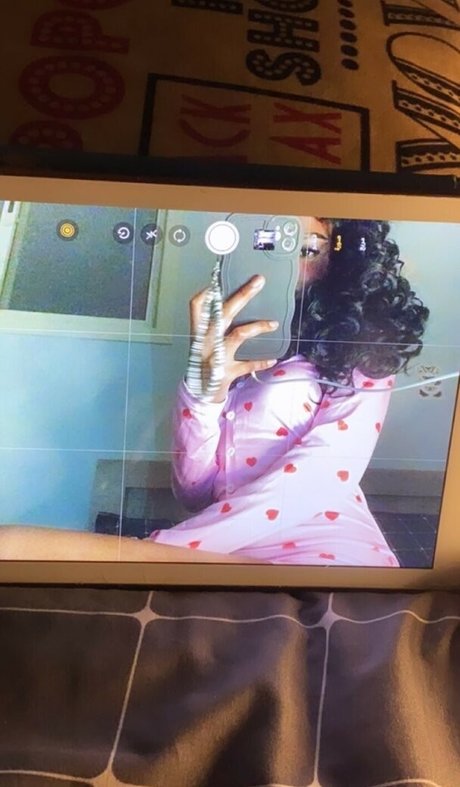 oil7ll xxx model images