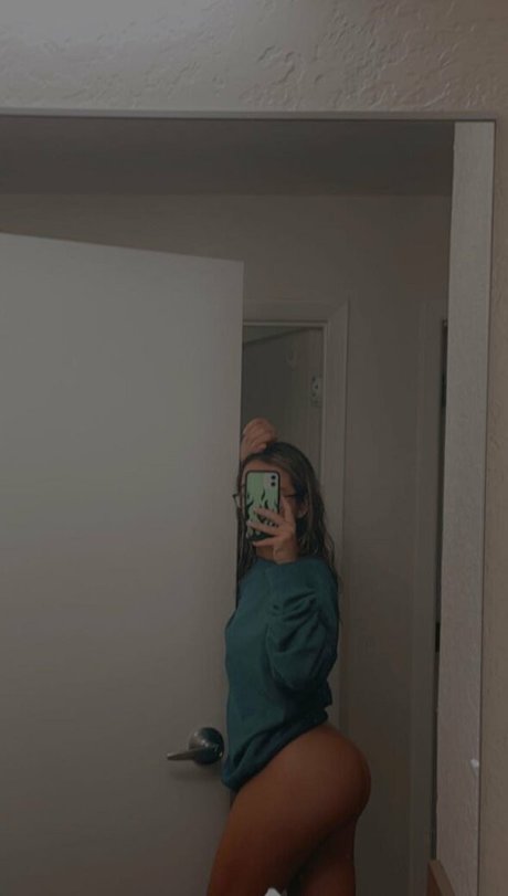 Nikki Margarida art star image