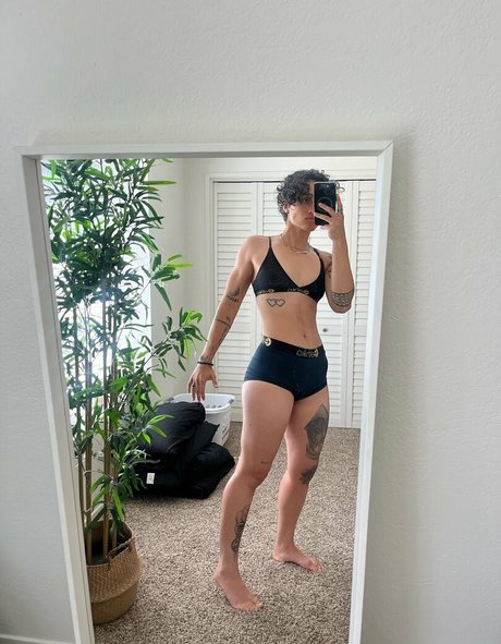 taytate12 porn actress galleries