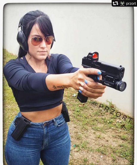 Franche Tamil perfect actress images