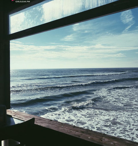 Clare Temerowski model pretty pics