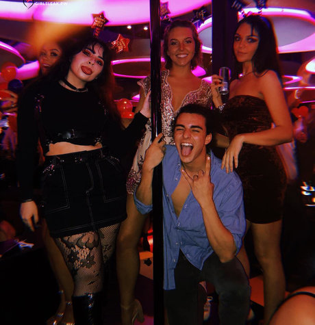 Clare Temerowski perfect star photo