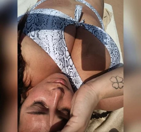 Laura Chiaramonte beautiful actress img