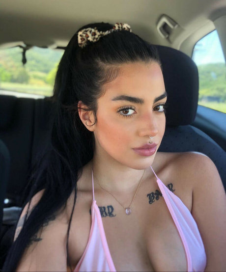 Selenaxoxoxo Marian nice pornstar picture