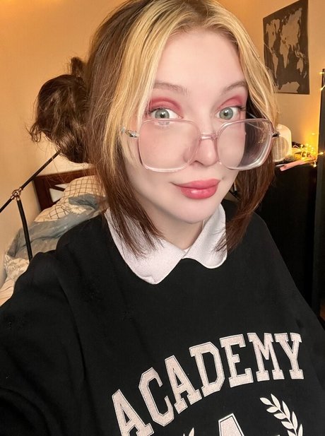 Linameowmeow star best image