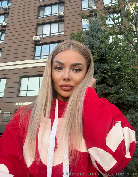 teach me amy hd actress images