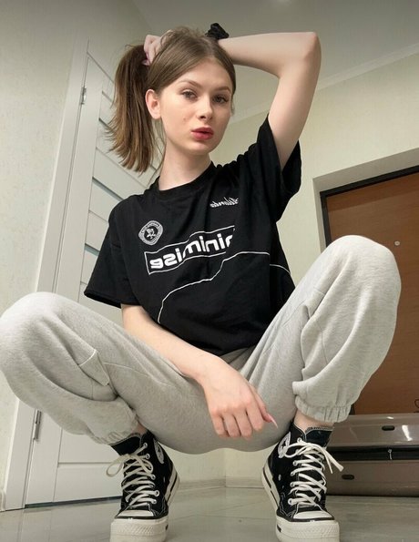 mia ts free star archive