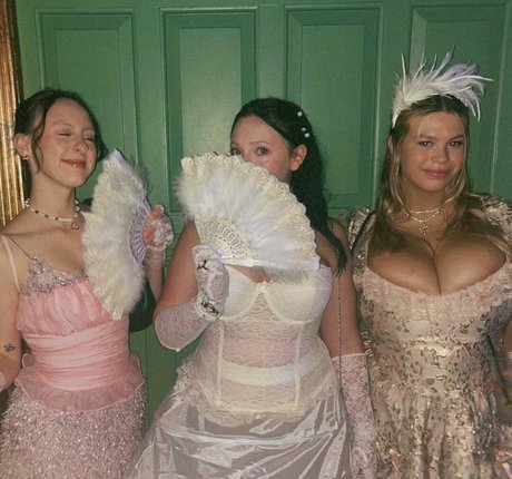 Rachel Pate exclusive model images