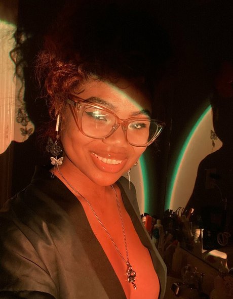 el3phanttittyz profile pic