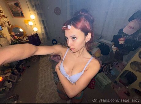 isabellaroy thumbnail