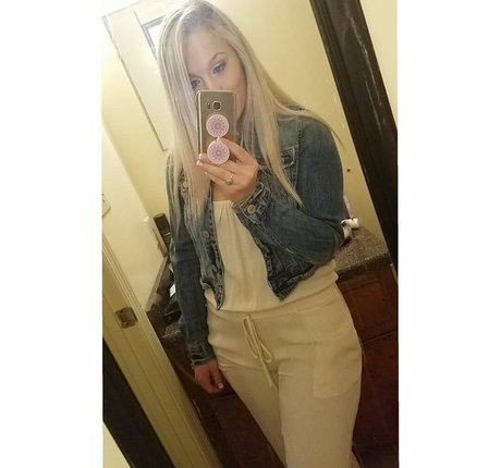 Destiny Marie model exclusive pics