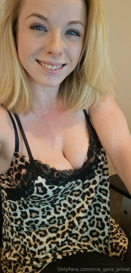 mia ganz privat model art archive