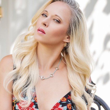 GoddessDee adult actress picture