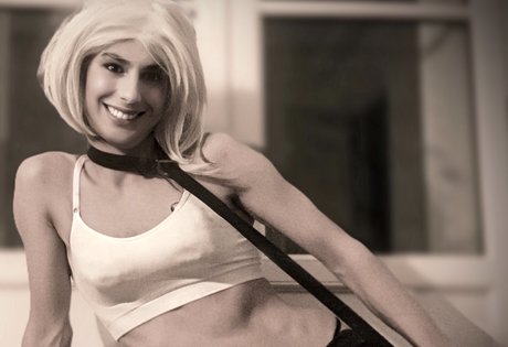 LunaRubyX high quality star image