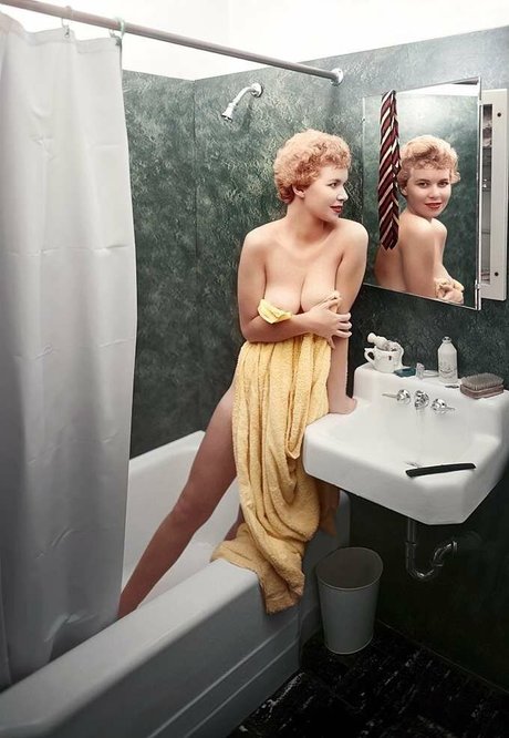 Barbara Cameron nude actress photos