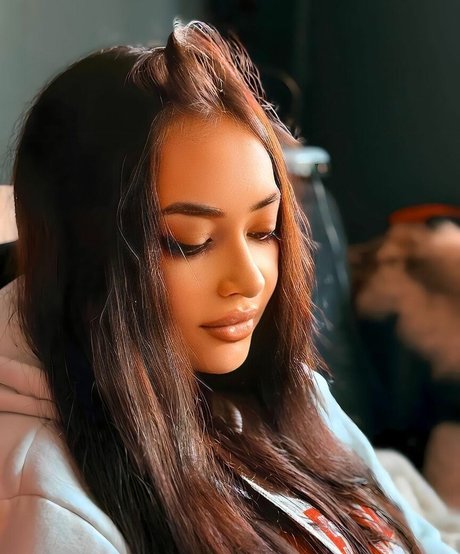 kisha kiss sexy model galleries