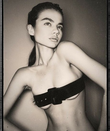 Veronika Hanberg model nudes image