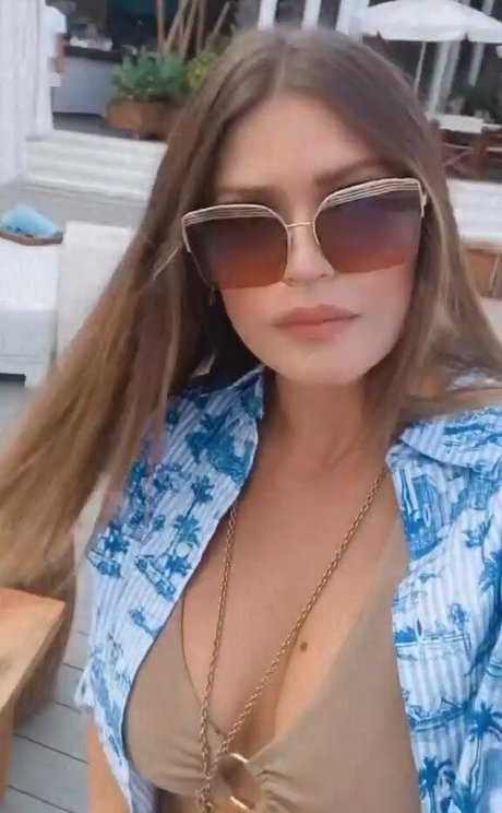 Ella Anastasiou model nude photo