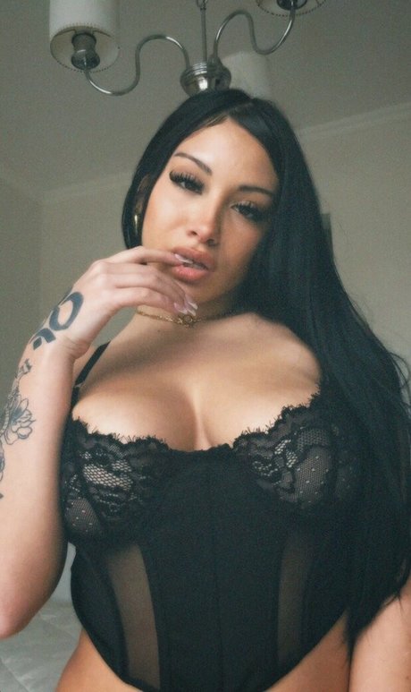 zoefernanddez profile pic