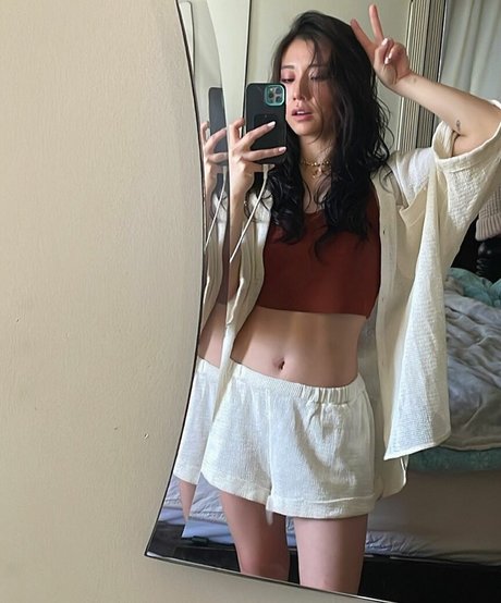 Angelina Kim high quality model img