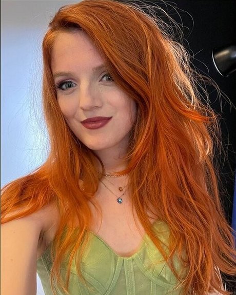 Saarlive best model photos