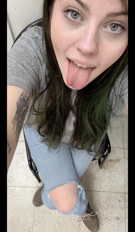 Zoey Wilde model adult pics