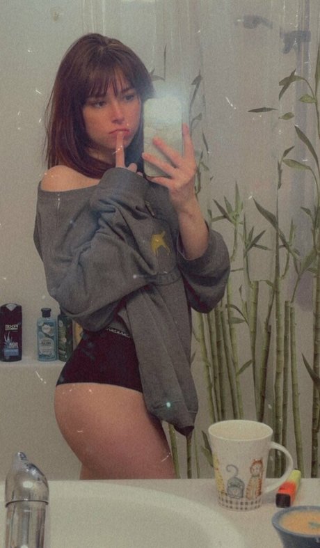 Anothrsadartist nude model image