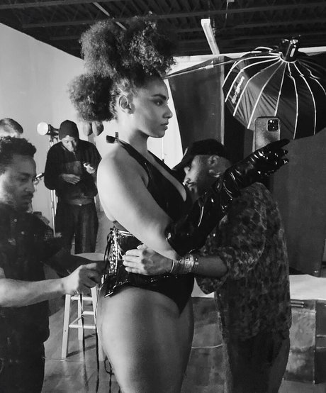 Shadia Ampadu star free photos