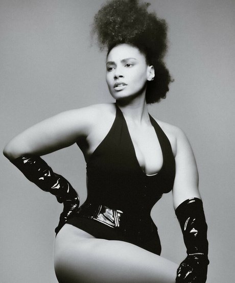 Shadia Ampadu sexy model images