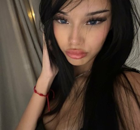 Naribnb pretty actress img