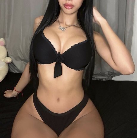 Naribnb high quality actress gallery