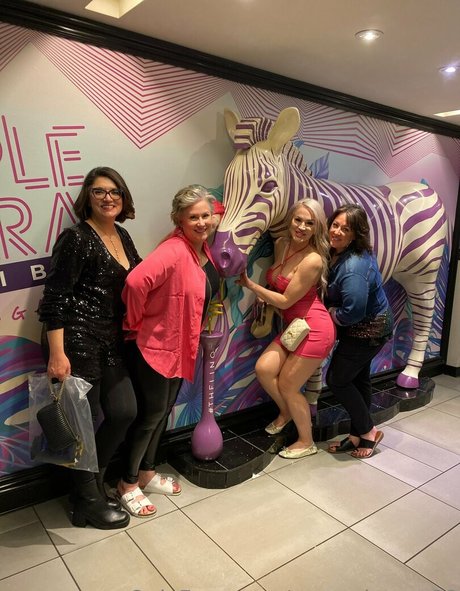 Miss Ava James porn actress archive