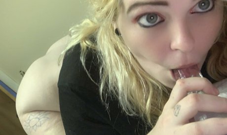 Dezirae Rivera nude actress pic