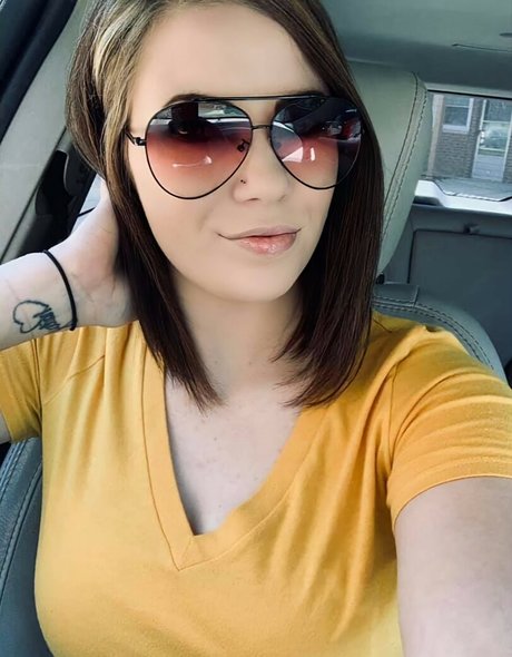 Skylynn Greene perfect pornstar img