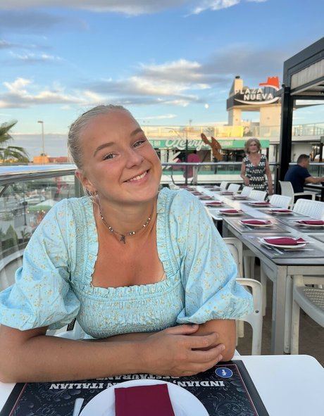 Caroline Kupka star porn photos