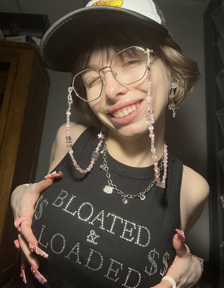 Princessemmagrace model adult pic