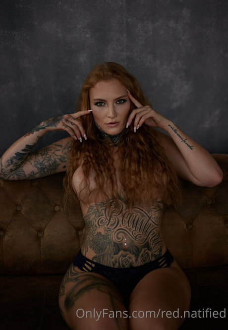 red natified pornstar art photos